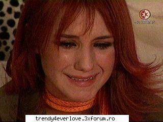 llorando rbd roberta