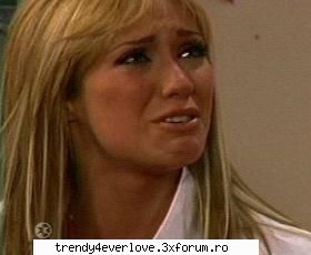 llorando rbd anahi