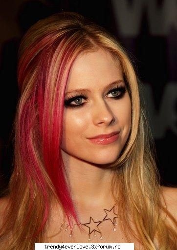 Avril Lavigne - raluca_dragutza52 - Muzica