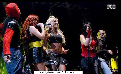 Be first - O poza cu ei la o emisiune - RBD