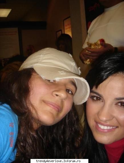 Be first - o poza cu maite si dulce - Maite
