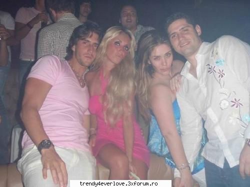 Be first - o poza k any si ucker din rebelde - Anahi