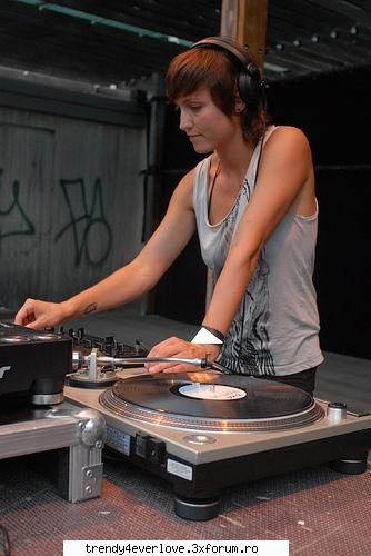 -.Dj Magda^* - o poza cu dj magda - Muzica