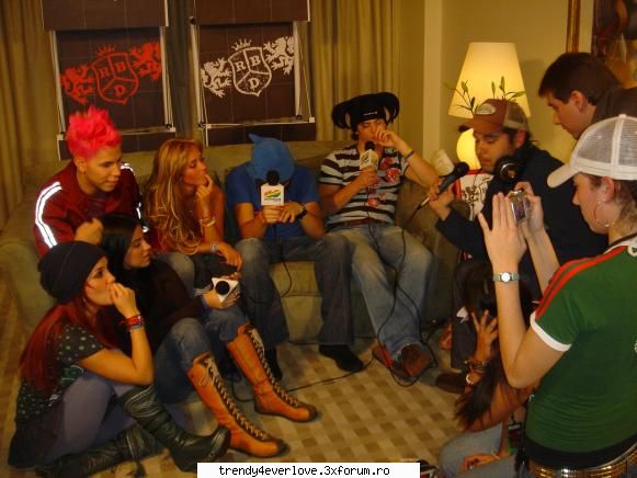 Galerie de poze - my head is haunted - RBD