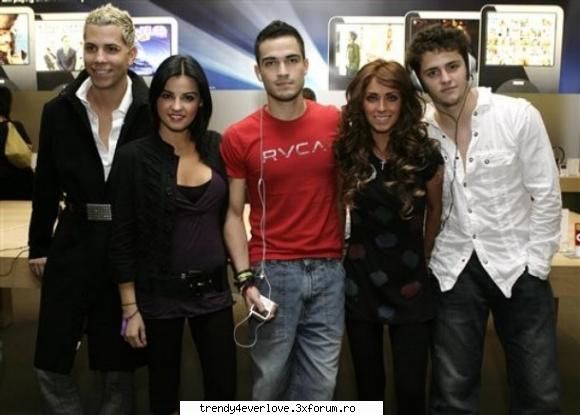 Galerie de poze - my head is haunted - RBD