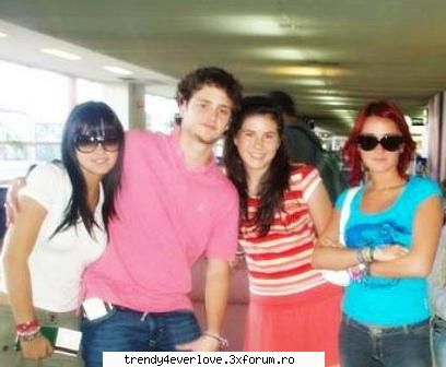 Galerie de poze - my head is haunted - RBD