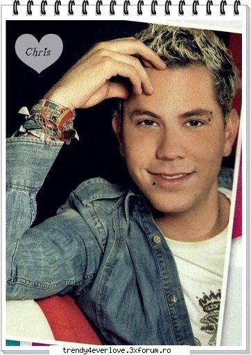 Galerie de poze - mi pollito lindo ... s-a cam ingrasat el dar tot - Chris