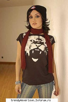 Galerie poze - my head is haunted - Dulce