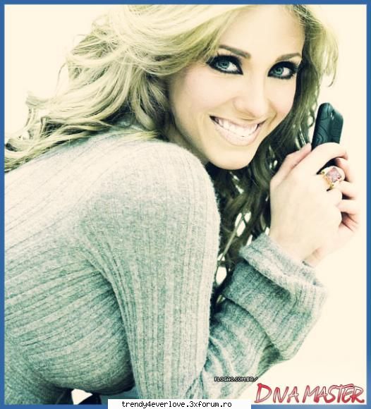 Galerie poze - my head is haunted - Anahi