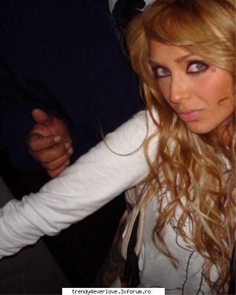 Galerie poze - fetita_mika - Anahi