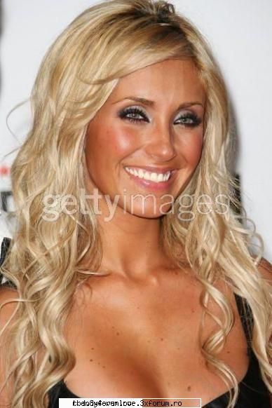♥ღ♥Poza preferata ♥ღ♥ - `Una dintre multeee altele. .^ - Anahi