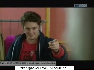 RBD-New Game - Dul-Multumesc ha?pot sa stiu....ce cauti in - Cafenea