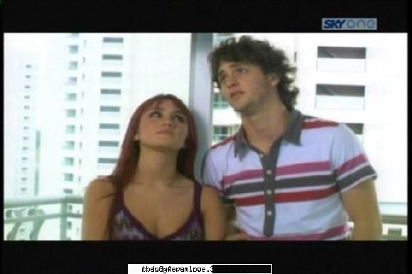 RBD-New Game - Ucker : pace cum suna ! Cumparam nu'j cum facem - Cafenea