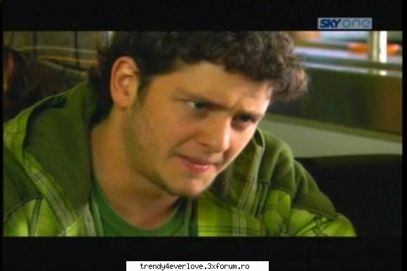 RBD-New Game - Ucker : pace cum suna ! Cumparam nu'j cum facem - Cafenea