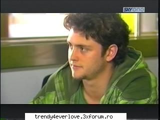 RBD-New Game - Ucker se uita la Poncho : si ce sa'ti fac eu acum - Cafenea
