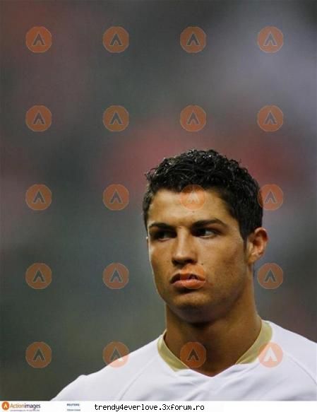 RBD-New Game - cris folosit? ..eu da..eh..nu cred ca e vro - Cafenea