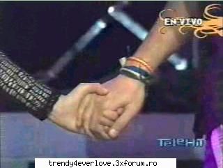 RBD la Familia[joc nou] - chris ideea cu patura :D ... hai sa mergem - Cafenea