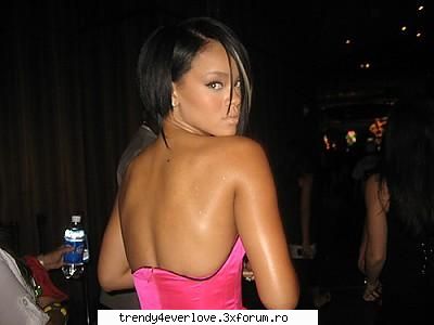 Rihanna - fetita_mika - Muzica