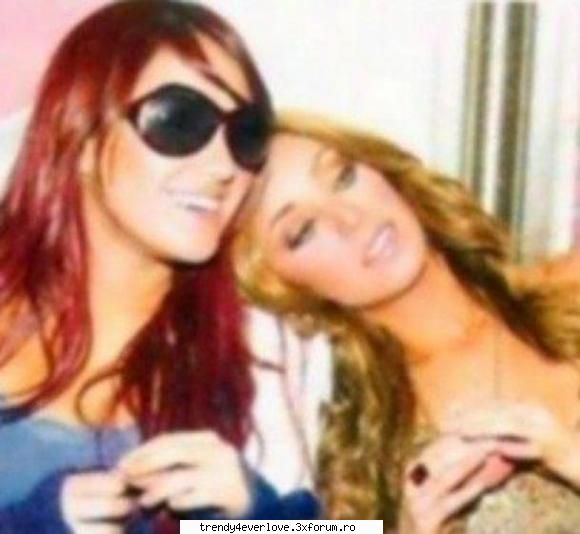 Un nou joc RBD la Familia... - annie- ce nu ai mai vazut vedete? - Cafenea