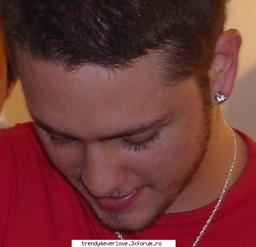 Un nou joc RBD la Familia... - ucker : Bye ! ( intrand in cam lui ... gandinu-se - Cafenea