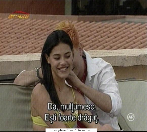 Un nou joc RBD la Familia... - chris:-dand-o la o parte pe agus ... ma sufoci - Cafenea