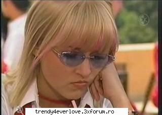 Un nou joc RBD la Familia... - Angi:-bine chris!daca vrei sa ne despartim si tii - Cafenea
