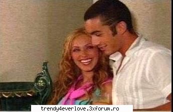 Un nou joc RBD la Familia... - annie-(intrand in casa) baieti... mam impacat cu - Cafenea
