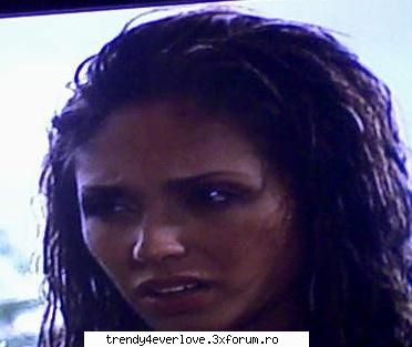 Un nou joc RBD la Familia... - annie-(iesind din apa) mai stam? - Cafenea