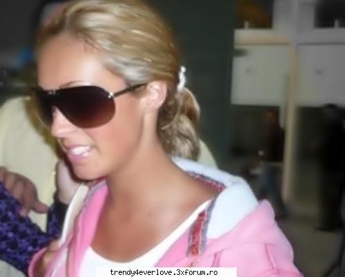 Un nou joc RBD la Familia... - Deny - Cafenea