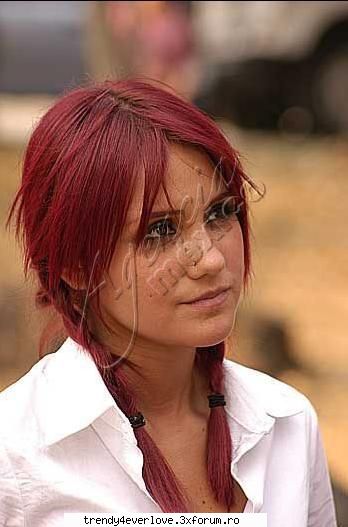 Un nou joc RBD la Familia... - Dul-Pana la urma care a fost motivul mai - Cafenea