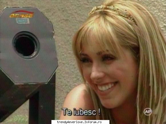 Un nou joc RBD la Familia... - annie- am invatat sa spun ceva...fi atent ..." t - Cafenea