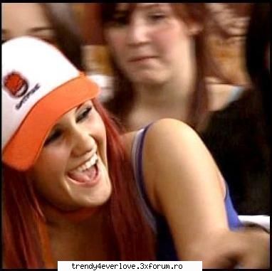 Un nou joc RBD la Familia... - Dul-Pompas...mmmm...sunt...sunt - Cafenea