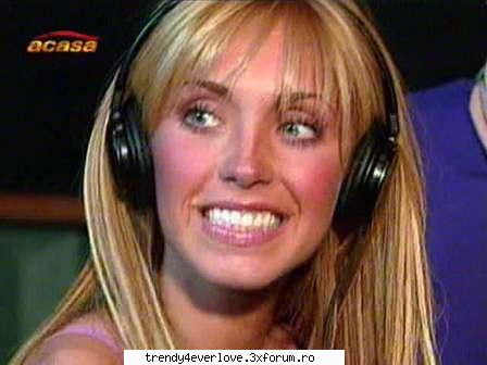 Un nou joc RBD la Familia... - annie- DA.. adika te plac plac - Cafenea