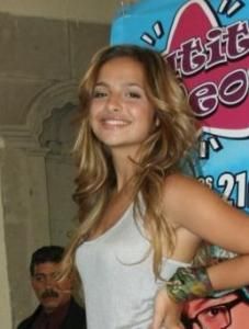 brenda asnicar - biografia -Dice Brenda Asnicar-: Tengo 16 a�os y - Muzica