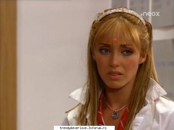 *mia si annie* - Admin - Anahi