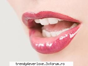 nota ptr LipGloss - fetita_mika - Cafenea
